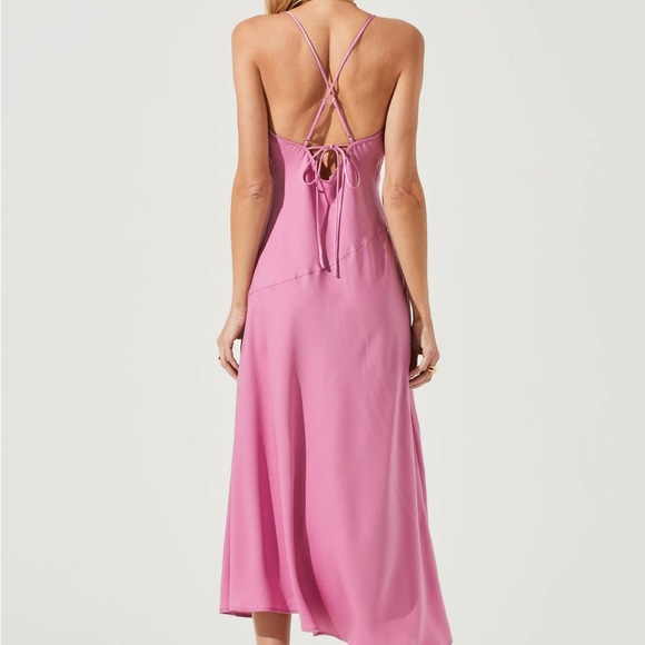 Baby pink midi dress - Picture 4 of 5